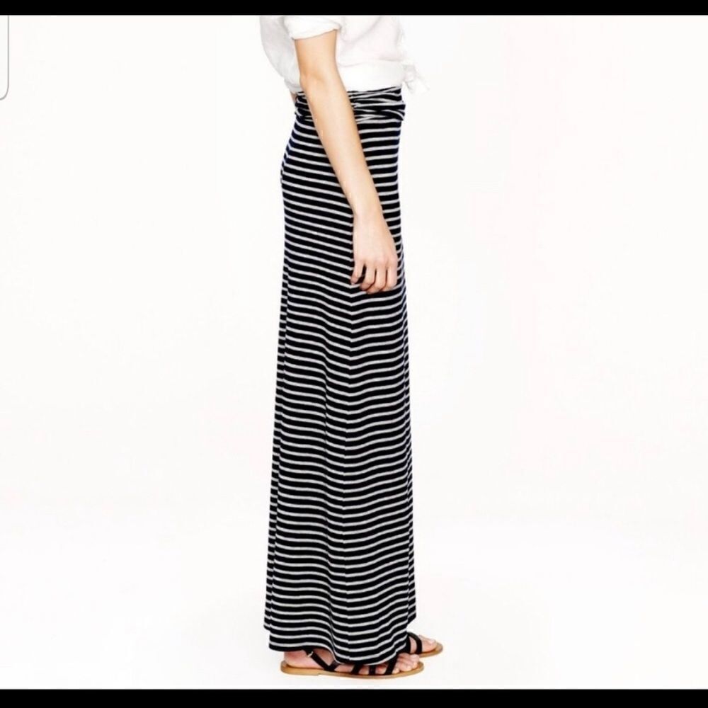 J.Crew navy and white stripe stretchy maxi skirt size XS - Picture 3 of 8